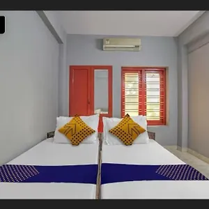 Hotel Ss Kkp Tourist **